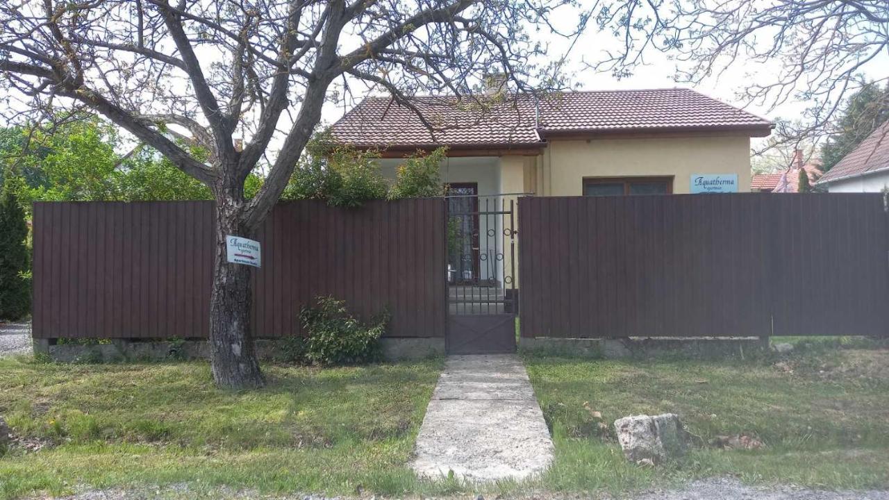 Aquatherma Apartman Sárospatak エクステリア 写真