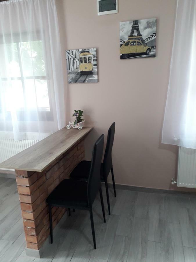 Aquatherma Apartman Sárospatak エクステリア 写真